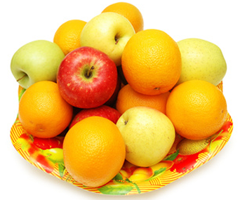 Фруктовый компот из яблока, апельсина и мяты